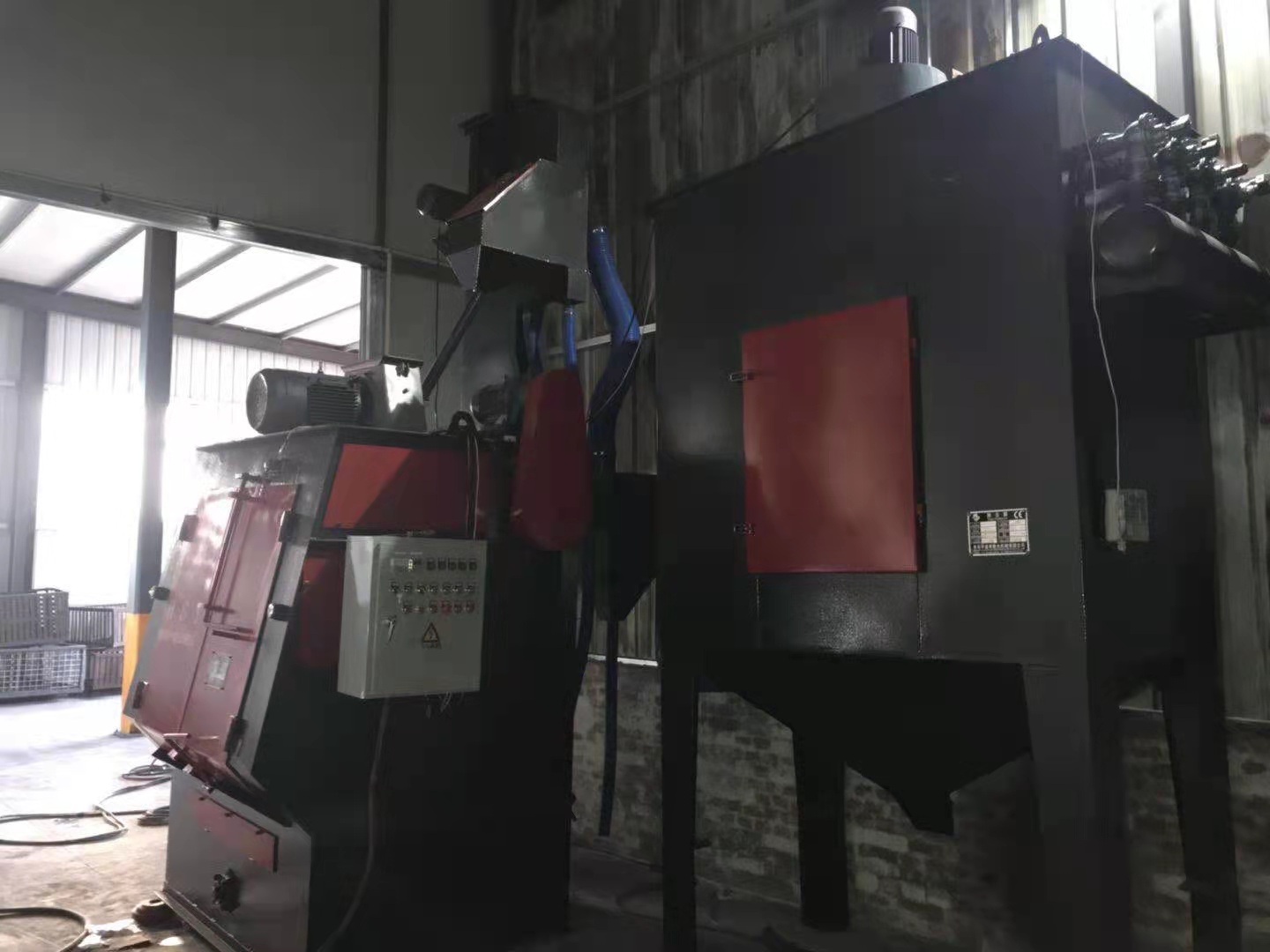 打磨機(jī)砂架_砂輪機(jī)支架怎么做固定_車架打砂機(jī)